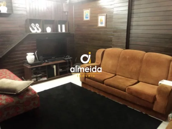 Imagem Casa 3 dormitórios à venda Centro Santa Maria/RS