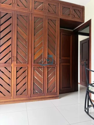 Imagem Apartamento com 3 dormitórios a venda a poucos metros do mar na praia da Toninhas em Ubatuba.