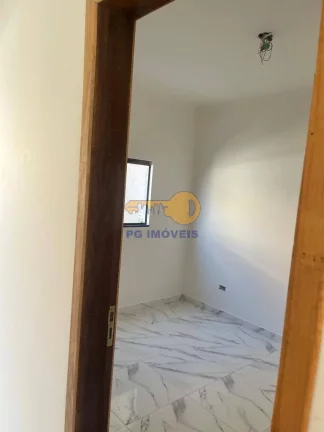 Imagem CASA COM 3 DORMITÓRIOS NO BALNEÁRIO SHANGRI-LA A 1,2Km DO MAR