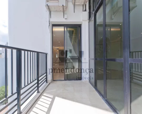 Imagem Apartamento Duplex reformado na rua Alagoas, 285 m2