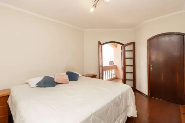 Imagem Excelente Casa à venda com 3 suítes, 4 vagas de garagem, salão de festas e área gourmet por R$1460.000-Jd Marisa-SP