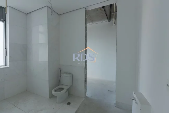 Imagem Apartamento no contrapiso a venda de 575m² com 4 suítes e 6 vagas no Itaim