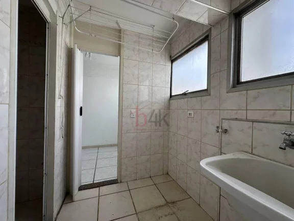 Imagem Apartamento para locação no Campo Belo com 3 quartos;