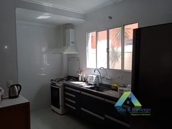 Imagem Casa em Condomínio Fechado com 3 Dormitórios e 4 Vagas em VIla das Mercês/SP!