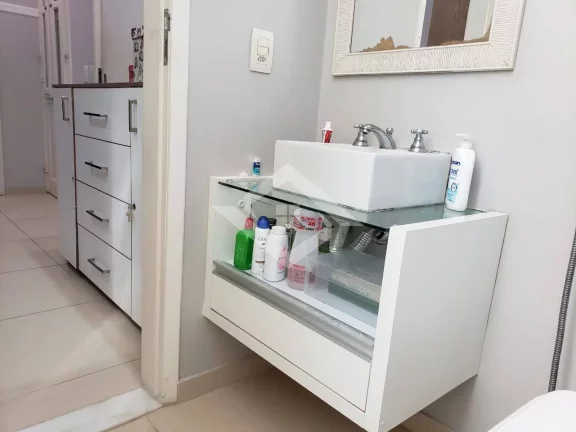 Imagem VENDO - 2 QUARTOS - BOTAFOGO