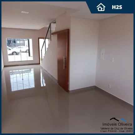 Imagem Sobrado com 3 Quartos, Terreno de 125m² por R$ 410.000,00