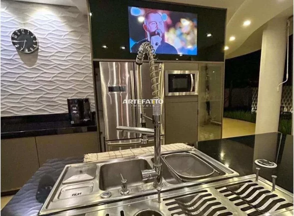 Imagem Casa à venda, com 3 quartos, 1028m2