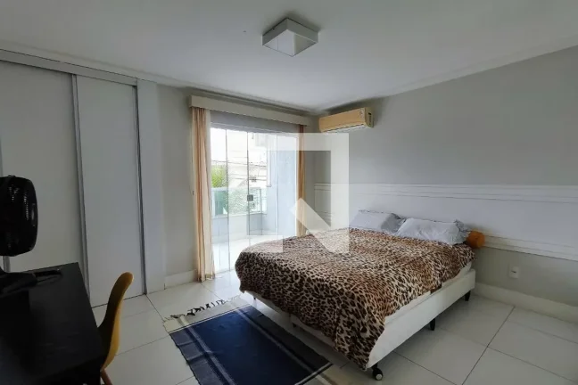 Imagem Casa à Venda - Vargem Pequena, 5 Quartos, 200 m2
