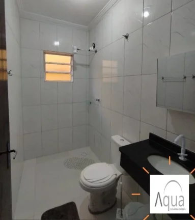 Imagem Casa para Venda em Itanhaém, Tupy, 3 dormitórios, 1 suíte, 1 banheiro, 3 vagas