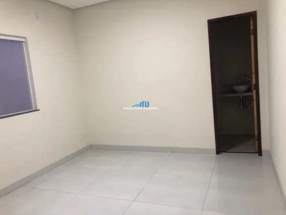 Imagem Casa para Venda em Feira de Santana, Mangabeira, 3 dormitórios, 1 suíte, 1 banheiro, 2 vagas