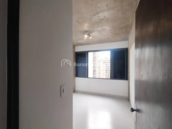 Imagem Loft Estiloso com Design Industrial no Coração da Cidade