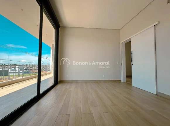 Imagem Casa de Alto Padrão com 5 Suítes, Piscina e Infraestrutura Completa

Apresentamos uma casa de alto...