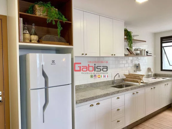 Imagem Apartamento com 2 dormitórios à venda, 95 m² por R$ 950.000,00 - Centro - Cabo Frio/RJ