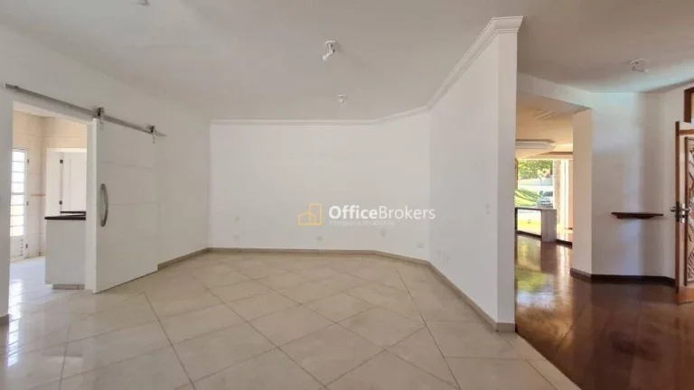 Imagem Casa à venda Residencial 5 com 4 dormitórios à venda, 620 m²