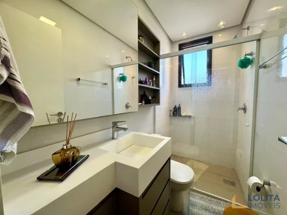 Imagem Apartamento Alto Padrão à Venda, 4 quartos e 2 garagens no Itacorubi, Florianópolis/SC