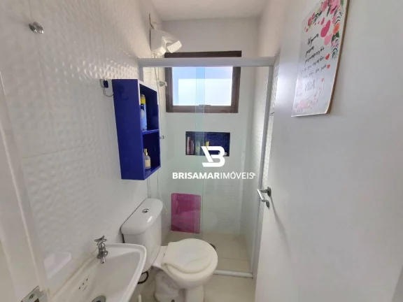 Imagem PITANGUEIRAS- DUAS QUADRAS DA PRAIA , TOTALMENTE REFORMADO E DECORADO, 02 VAGAS DE GARAGEM NO PRÉDIO.