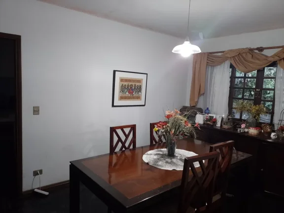 Imagem Casa Sobrado Mairiporã - 345M², 3 Dorms, 4 Vagas, Piscina, Churrasqueira, Varanda, Lareira, Banheiro.