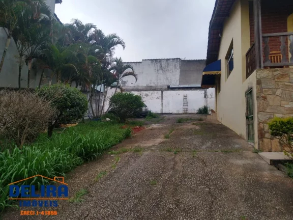 Imagem Terreno escriturado com uma ótima topografia e localização.