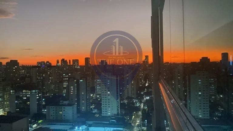 Imagem Apartamento luxuoso para locação na Vila Olímpia: 3 quartos, 2 suítes, 2 salas e 3 vagas de garagem!
