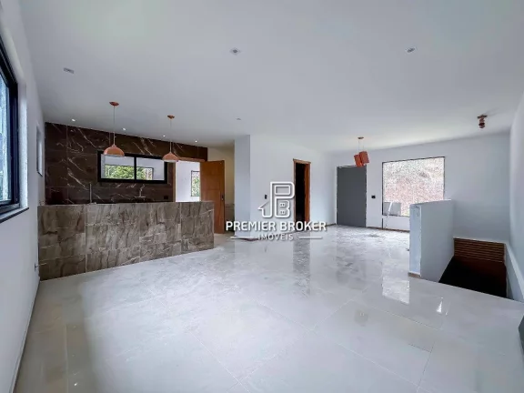 Imagem Casa à venda, 130 m² por R$ 690.000,00 - Albuquerque - Teresópolis/RJ