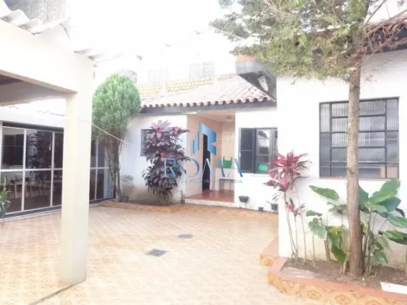 Imagem Casa em excelente localização para ponto comercial.