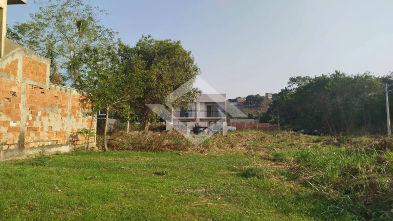 Imagem Excelente terreno à Venda no Residencial Camila.