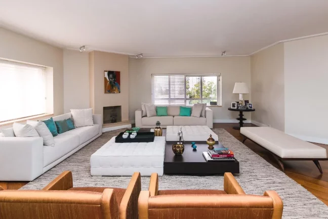 Imagem APARTAMENTO BEM LOCALIZADO COM 4 SUÍTES E 6 VAGAS DE GARAGEM NA REGIÃO DO MORUMBI