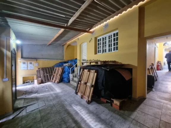 Imagem Terreno com Casa Antiga, 200m² ideal para Construtora, Bairro Olavo Bilac, São Bernardo do Campo