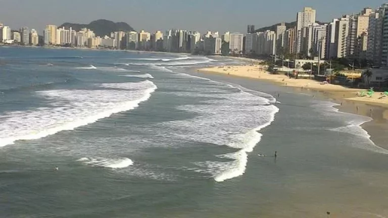 Imagem Pitangueiras *Frente Total Mar,Vista Cinematográfica*,Local Nobre,200 M² de Área Útil,Fino Acabamento,2 Garagens,Top,Alto Padrão