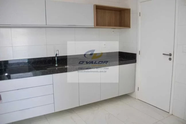 Imagem Vendo Apartamentos com 133 m², 3 suítes + DCE, sala p/ 2 ambientes e 2 vagas