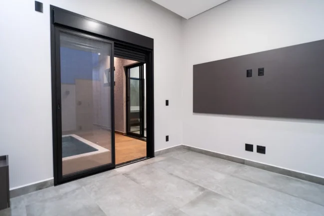 Imagem Imóvel de alto padrão em condomínio à venda em Sorocaba-SP, Jardim Residencial Chácara Ondina: 3 quartos, 3 suítes, 3 salas, 4 banheiros, 2 vagas, 212m².