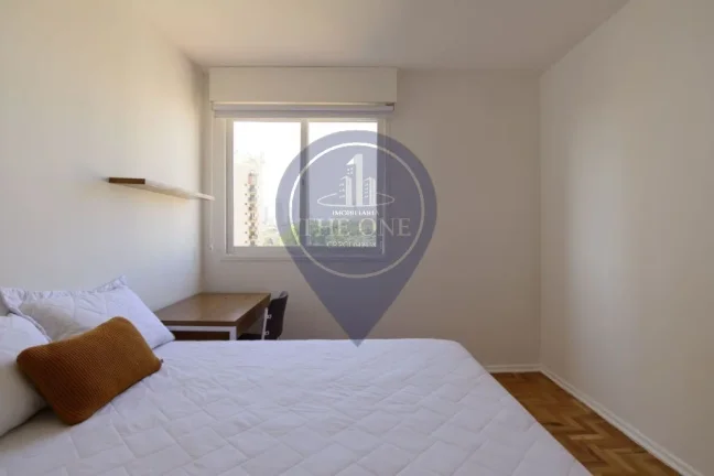 Imagem Excelente oportunidade de investimento: Apartamento de 4 quartos com 2 suítes na Aclimação, São Paulo-SP!
