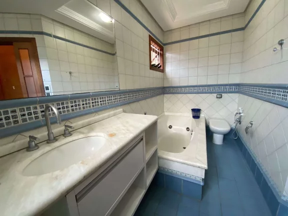 Imagem Casa à Venda em Jurerê, 08 Dormitórios, 06 Vagas Garagem, 330m2 - Florianópolis/SC