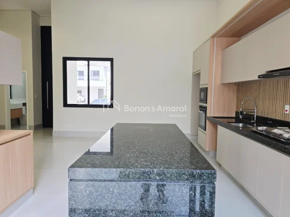 Imagem Excelente casa térrea nova e com excelente acabamento no Condomínio Residencial Lírios, Paulínia...