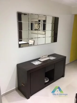 Imagem Lindo sobrado com acabamento moderno, 3 dormitórios, 2 vagas, edicula com localização privilegiada fácil acesso a comércios e principais avenidas.