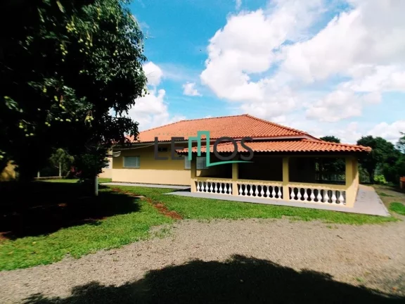 Imagem VENDE-SE CHACARA PARA EVENTOS ( EXCELENTE OPORTUNIDADE PARA INVESTIMENTO )