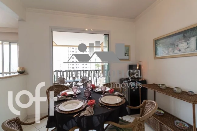 Imagem Apartamento em Perdizes andar alto com 4 quartos ( 3 sui­tes ) e 3 vagas, 158m²