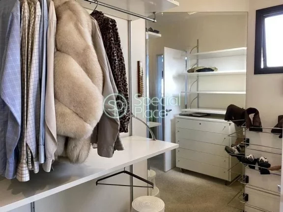 Imagem EXCELENTE APARTAMENTO COBERTURA EM MORUMBI! Imóvel amplo, cômodos bem divididos, cobertura com chu...