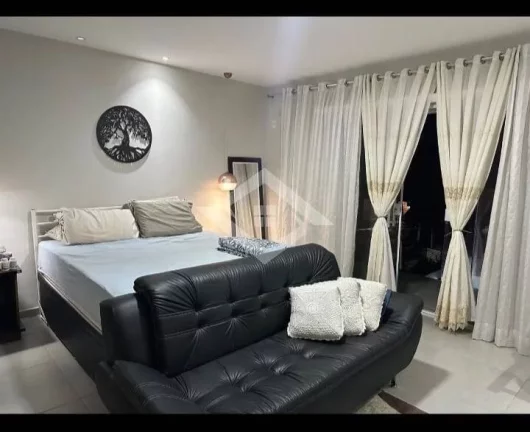 Imagem CASA DÚPLEX COM PÉ DIREITO ALTO LINDA TAQUARA NAO ACEITA FINANCIAMENTO