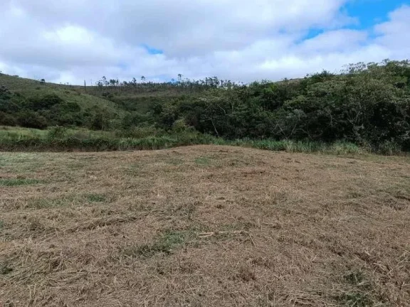 Imagem Oportunidade Única: Terreno de 5.500m2 em Campolide