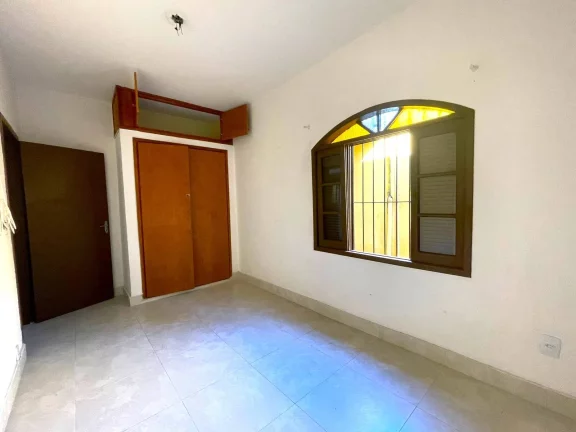 Imagem Casa á venda 2 dorm., Poiares, 248 m² terreno,R$420 mil-Caraguatatuba-SP