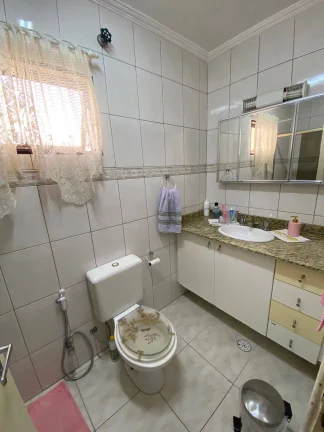 Imagem Casa Linda no Jardim Stella 200 m² 3 Dormitorios 4 Vagas de Gargens