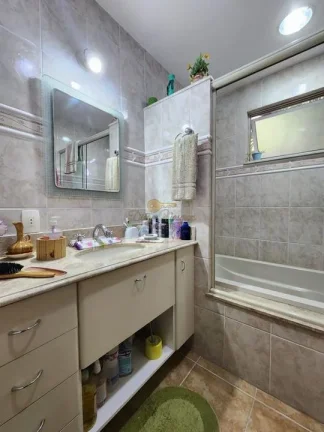 Imagem Casa em Condomínio para Venda em Teresópolis / RJ no bairro Bom Retiro