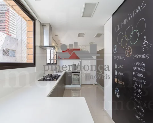 Imagem Cobertura Duplex com 4 quartos sendo 3 suI­tes e 6 vagas, 534m2
