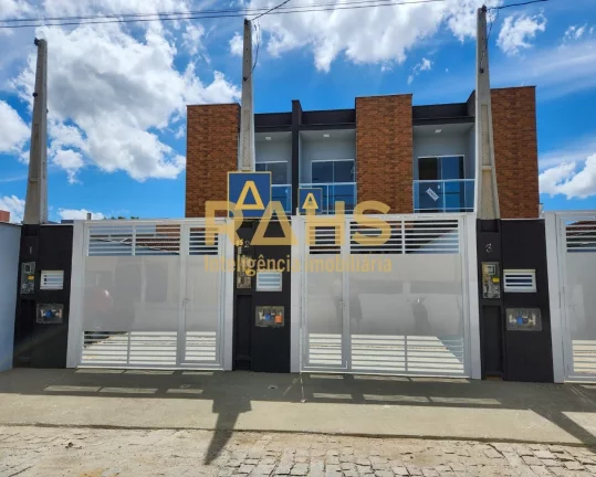 Sobrado Geminado Novo situado no bairro Bucarein, próximo ao Shopping Big! Em torno você vai encon...