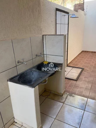 Imagem Casa com 2 dormitórios à venda, 75 m² por R$ 320.000,00 - Setor Santos Dumont - Itumbiara/GO