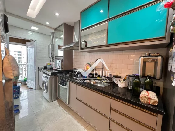 Imagem Lindo apartamento à venda de 3 dormitórios no Ed. Invention Bairro Estuário em Santos
