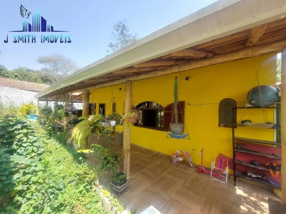 Imagem CASA ESTILO CAMPESTRE, COM ÓTIMOS ESPAÇOS. TERRENO 1.800m². REGIÃO NOBRE