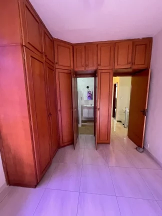 Imagem Casa Duplex com 199m² em Cocotá