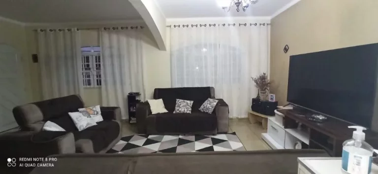 Imagem Sobrado com 4 dormitórios à venda, 245 m² por R$ 1.200.000,00 - Jardim Medina - Poá/SP